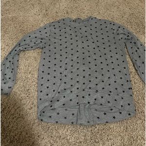 Grey long sleeve with black stars,none opening zipper down the back